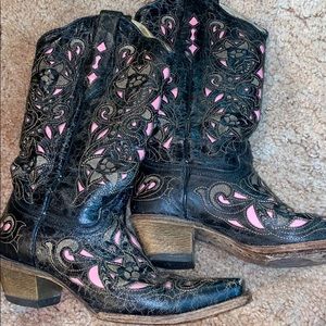Corral boots